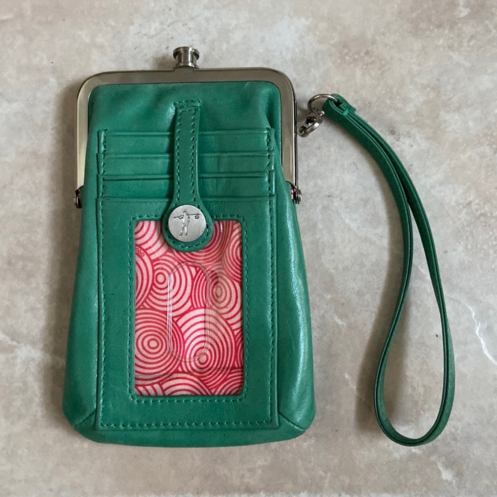 Wristlet